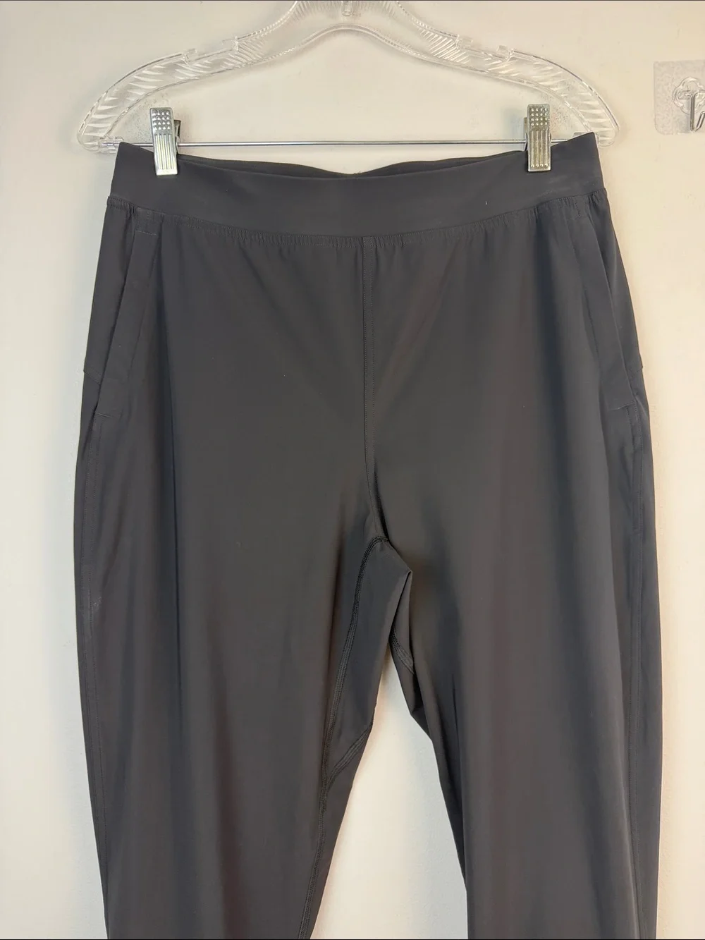 Lululemon Adapted State Joggers 28” Black Exercise Pants Size 8 Activewear Gym
